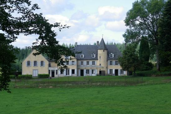 Ussel chateau de l ebraly