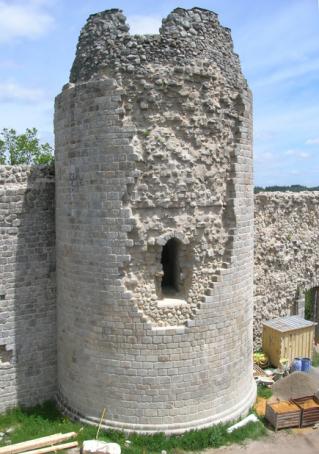 Ventadour tour ronde st georges